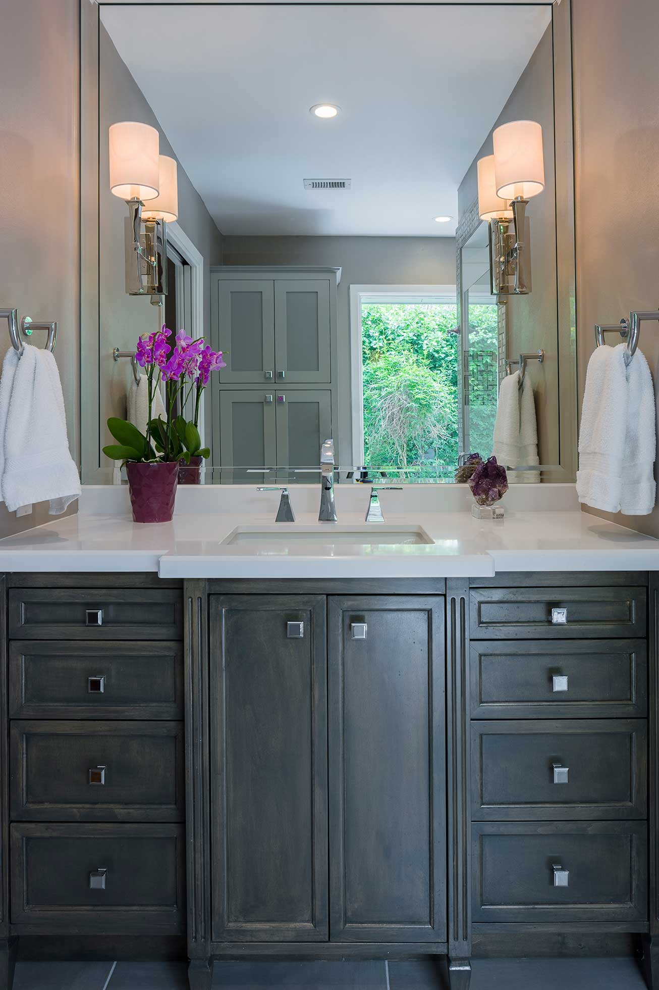 01-Sun-Valley-bathroom