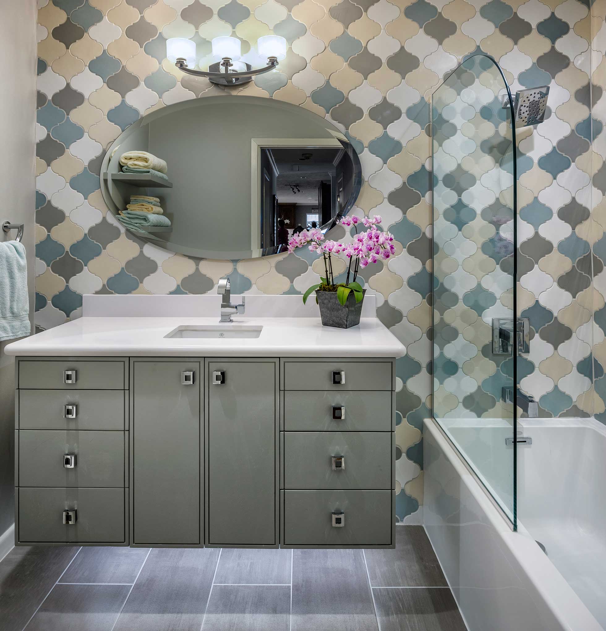 07-Sun-Valley-arabesque-bathroom