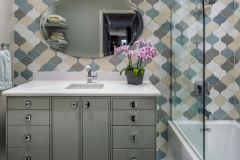 07-Sun-Valley-arabesque-bathroom